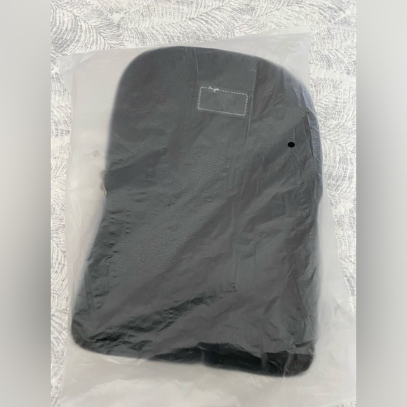 🆕 Benoss Milan Limited Edition PVC Leather Black Backpack. Brand New In Plastic - Picture 13 of 16